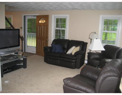 805 Reservoir Road Burrillville, RI 02859 - Photo 4 of 11 Living Room.