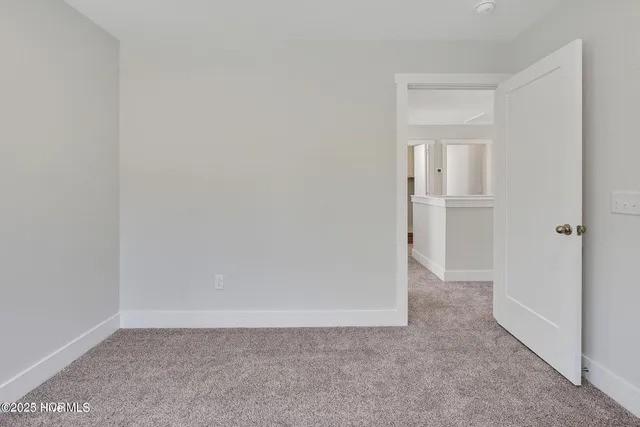 $1,075,000 | 2866 Worth Drive, Wilmington, NC 28412