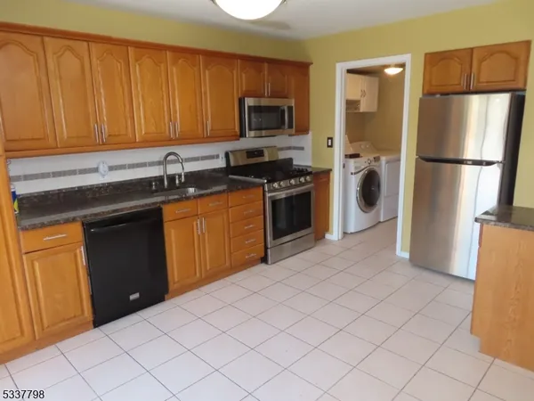 $2,850 | 3443 Bloomingdale Drive, Hillsborough, NJ 08844