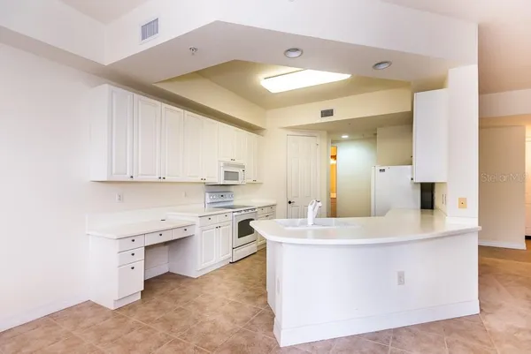 $2,300 | 97 Vivante Boulevard, Unit 304, Punta Gorda, FL 33950