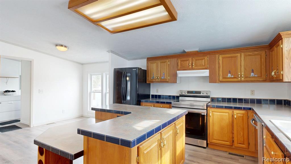 3220 North Summers Road Imlay City, MI 48444 - Photo 8 of 44 Gallery Image 8