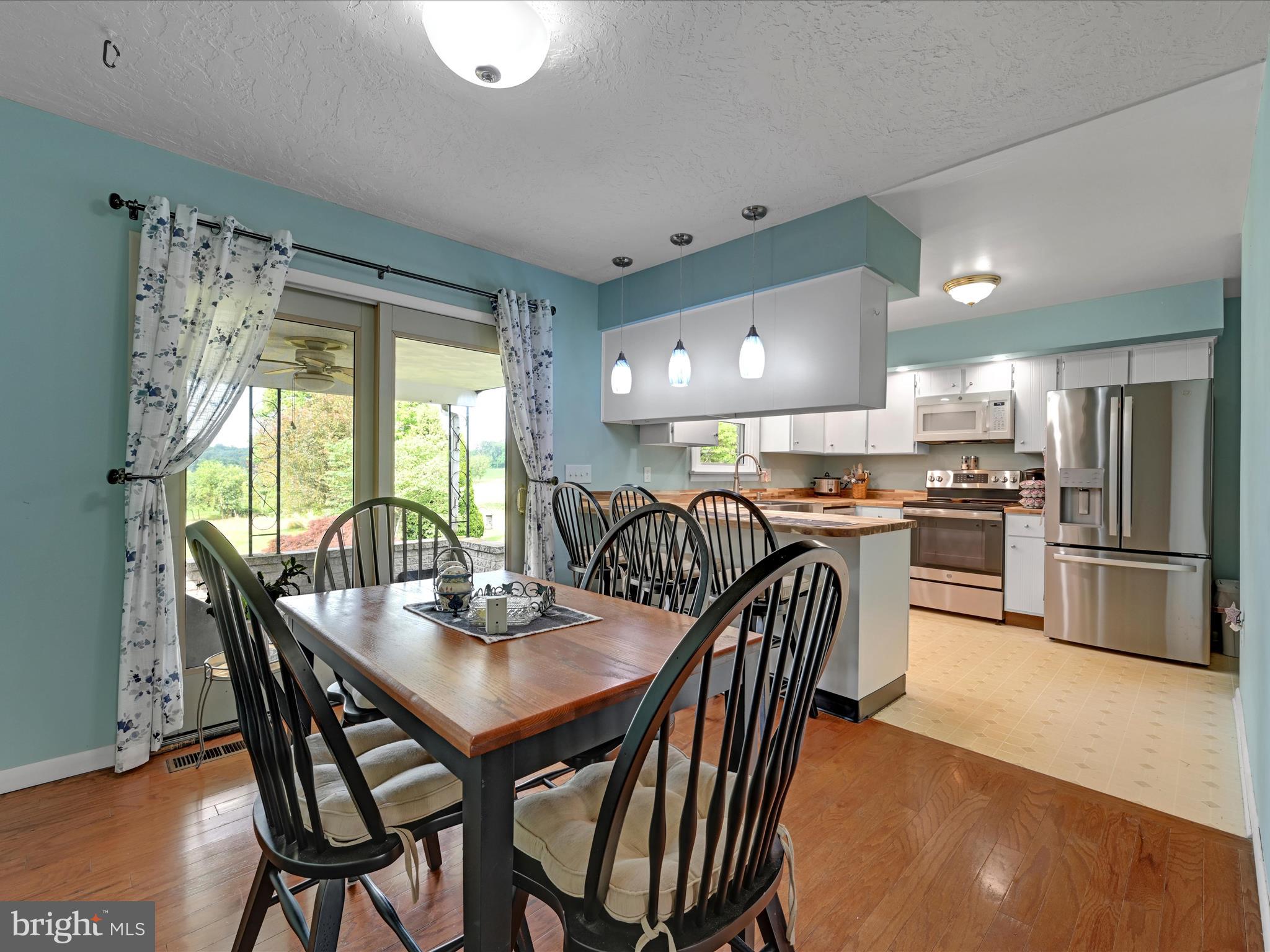 5800 Yorkana Road York, PA 17406 - Photo 13 of 30 Dining Room