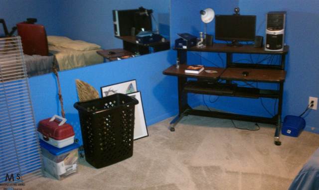 765 Miller Road Lake Orion, MI 48362 - Photo 7 of 13 31113790-6.JPG
