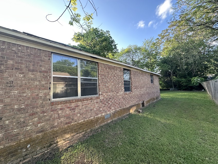 2319 Luther Street Tyler, TX 75701 - Photo 2 of 10 a backyard of a house with lots of green space