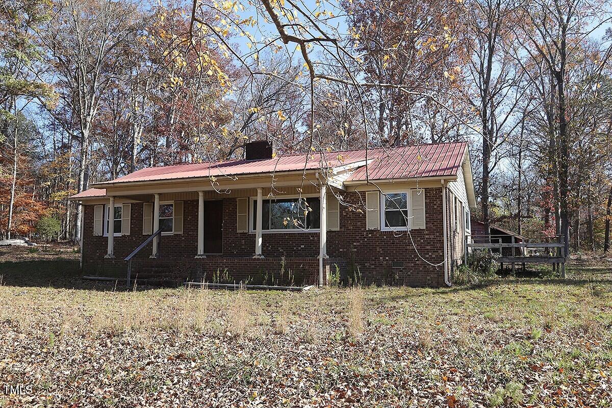 1187 North Moore Road Robbins, NC 27325 - Photo 3 of 15 Moore3