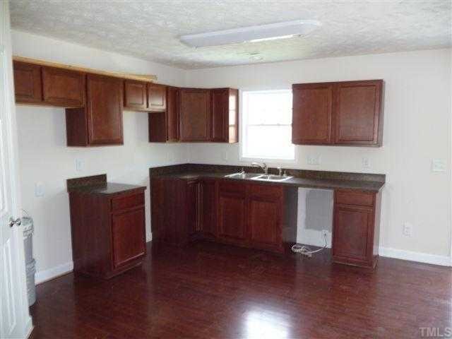 14 Boston Road Cameron, NC 28326 - Photo 3 of 10 Gallery Image 3