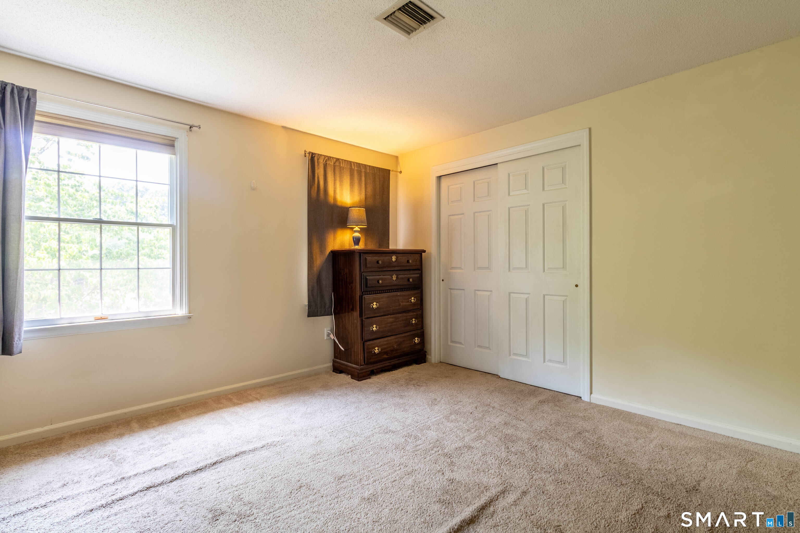 283 Strawberry Circle Windsor, CT 06095 - Photo 13 of 30