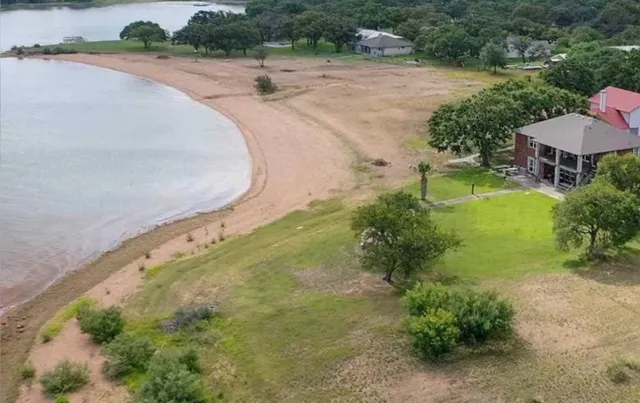 $1,200,000 | 210 Lariat Lane, Burnet, TX 78611