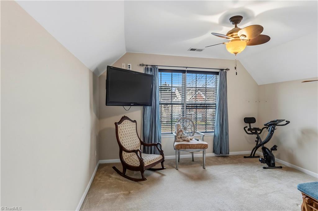 3025 Sycamore Point Trail High Point, NC 27265 - Photo 29 of 40