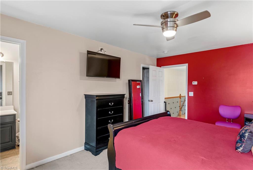 3025 Sycamore Point Trail High Point, NC 27265 - Photo 31 of 40