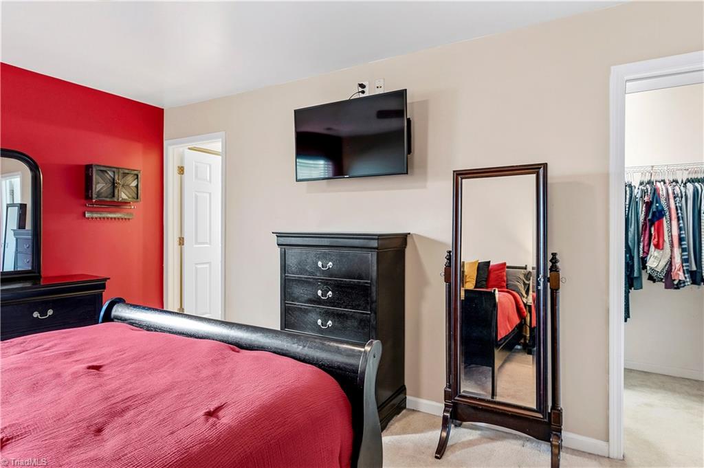 3025 Sycamore Point Trail High Point, NC 27265 - Photo 32 of 40