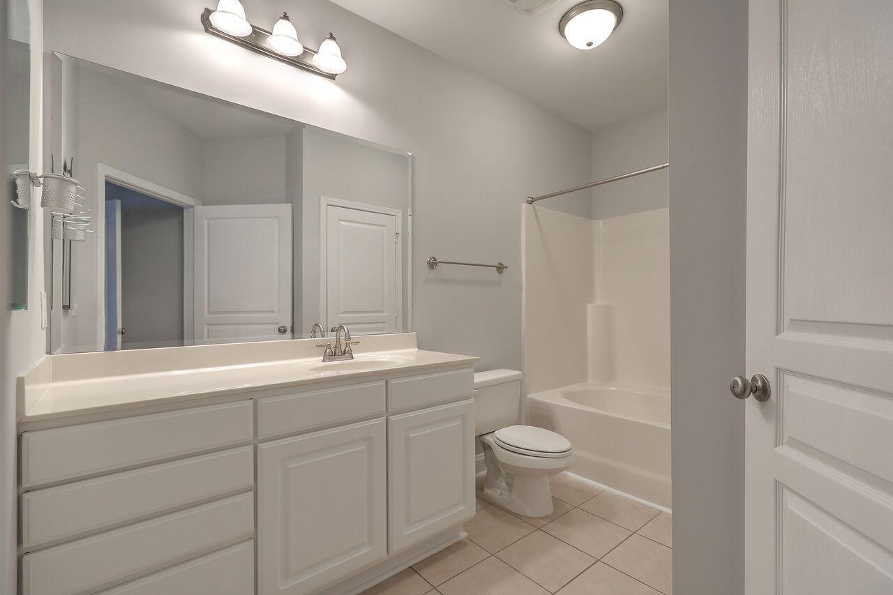 1401 Basildon Road Mount Pleasant, SC 29466 - Photo 8 of 15 11