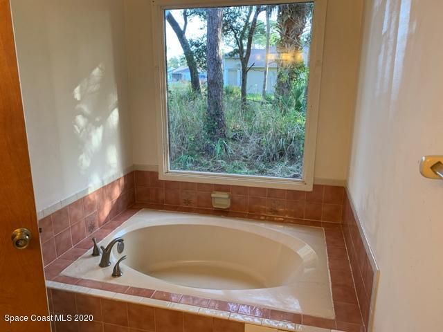 6117 Dees Road Cocoa, FL 32927 - Photo 18 of 18 Master Bathroom