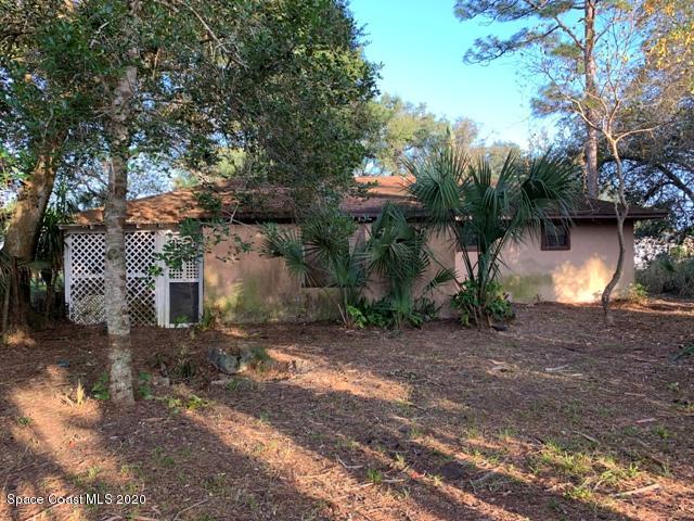 6117 Dees Road Cocoa, FL 32927 - Photo 4 of 18 Rear of House