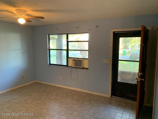 6117 Dees Road Cocoa, FL 32927 - Photo 5 of 18 Living Area