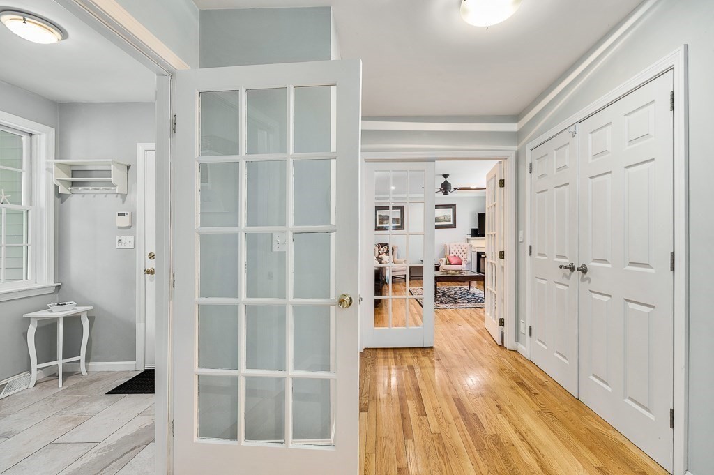 34 Old Planters Road Beverly, MA 01915 - Photo 10 of 27 Gallery Image 10