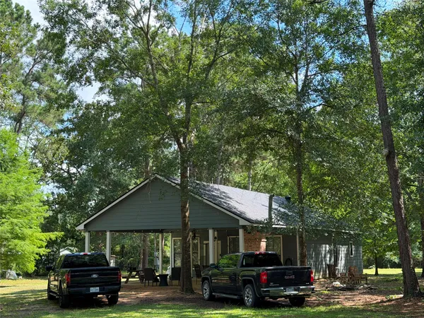 $274,000 | 9806 Highway 156, Coldspring, TX 77331