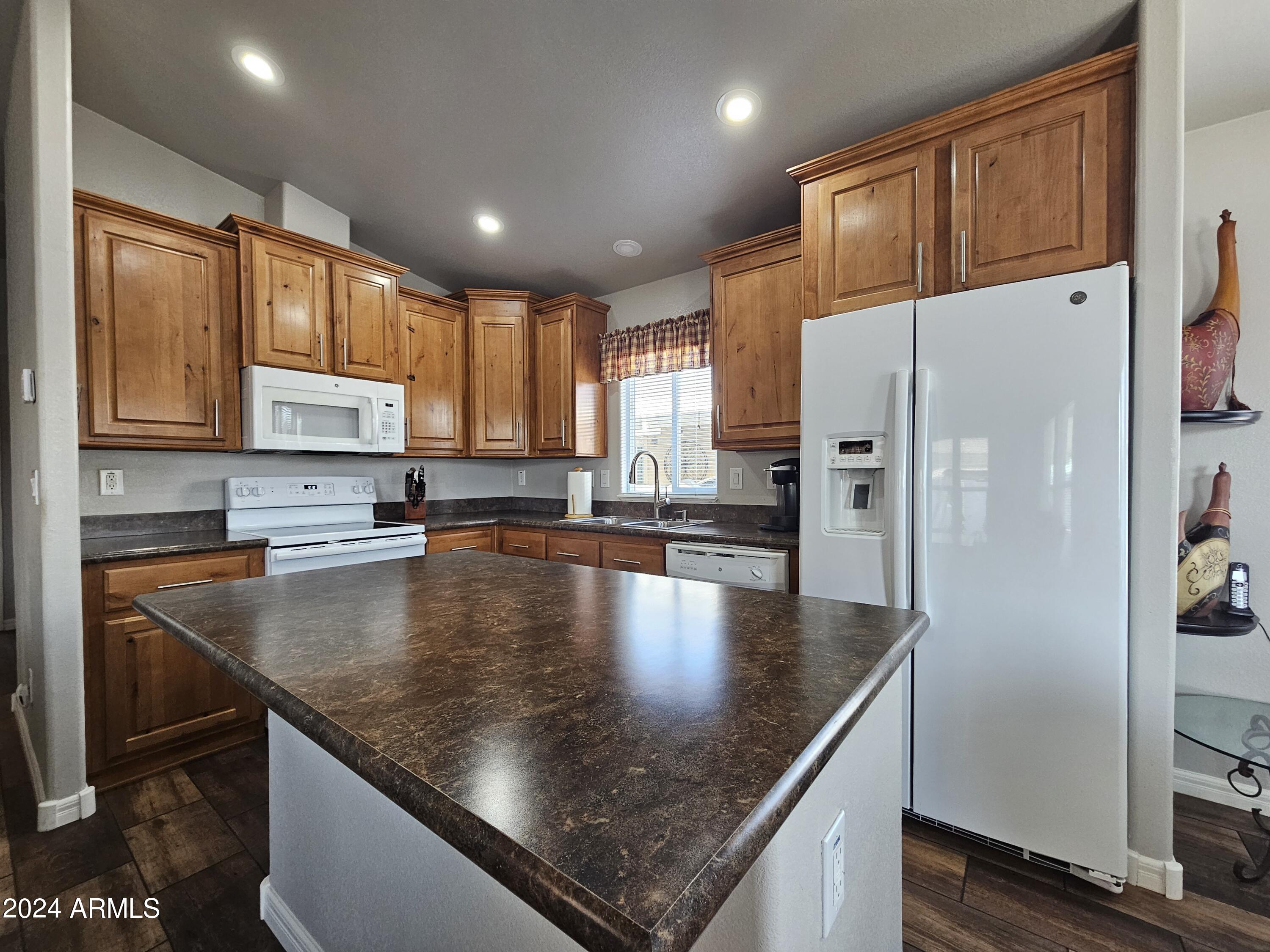 650 North Hawes Road, Unit 3809 Mesa, AZ 85207 - Photo 22 of 50 20240709_091213