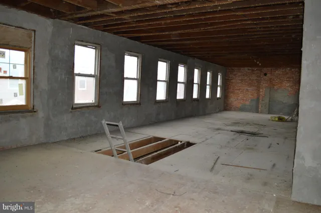 $175,000 | 1-3 East Main Street, Newville, PA 17241