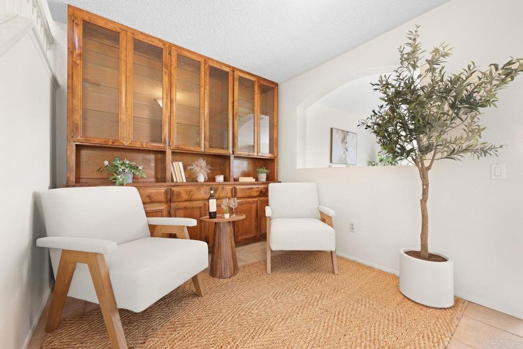 740 Edgewater Drive, Unit D Chula Vista, CA 91913 - Photo 5 of 58