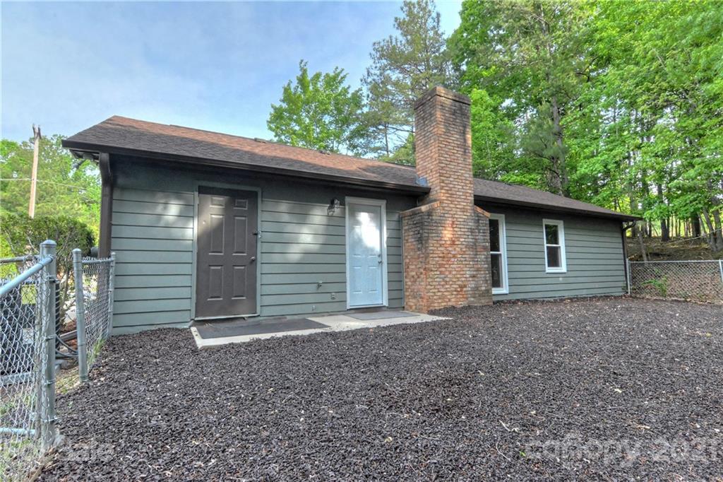 6109 Thermal Road Charlotte, NC 28211 - Photo 18 of 21 Gallery Image 18