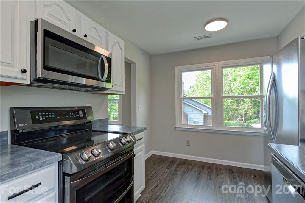 6109 Thermal Road Charlotte, NC 28211 - Photo 10 of 21 Gallery Image 10