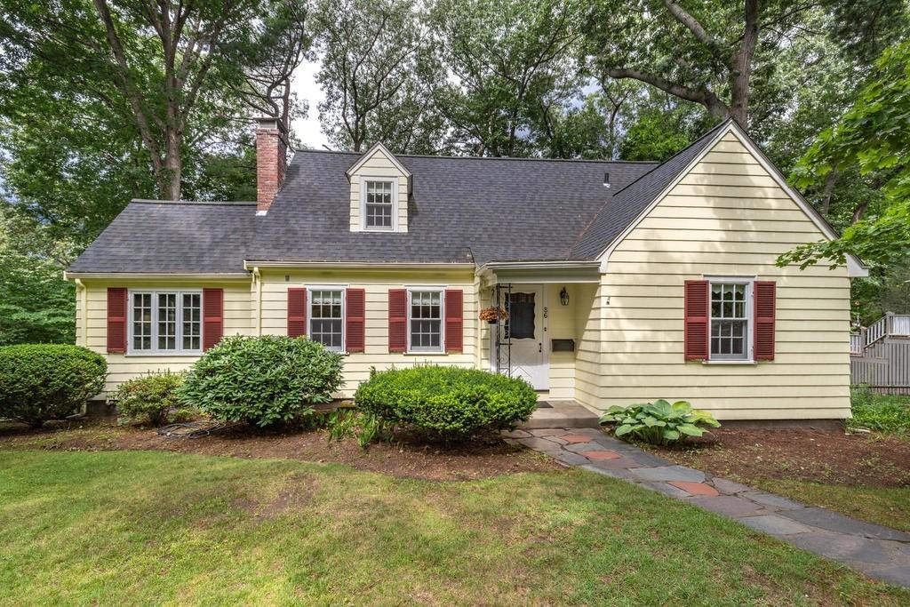 86 Outlook Road Wakefield, MA 01880 - Photo 1 of 34 Gallery Image 1