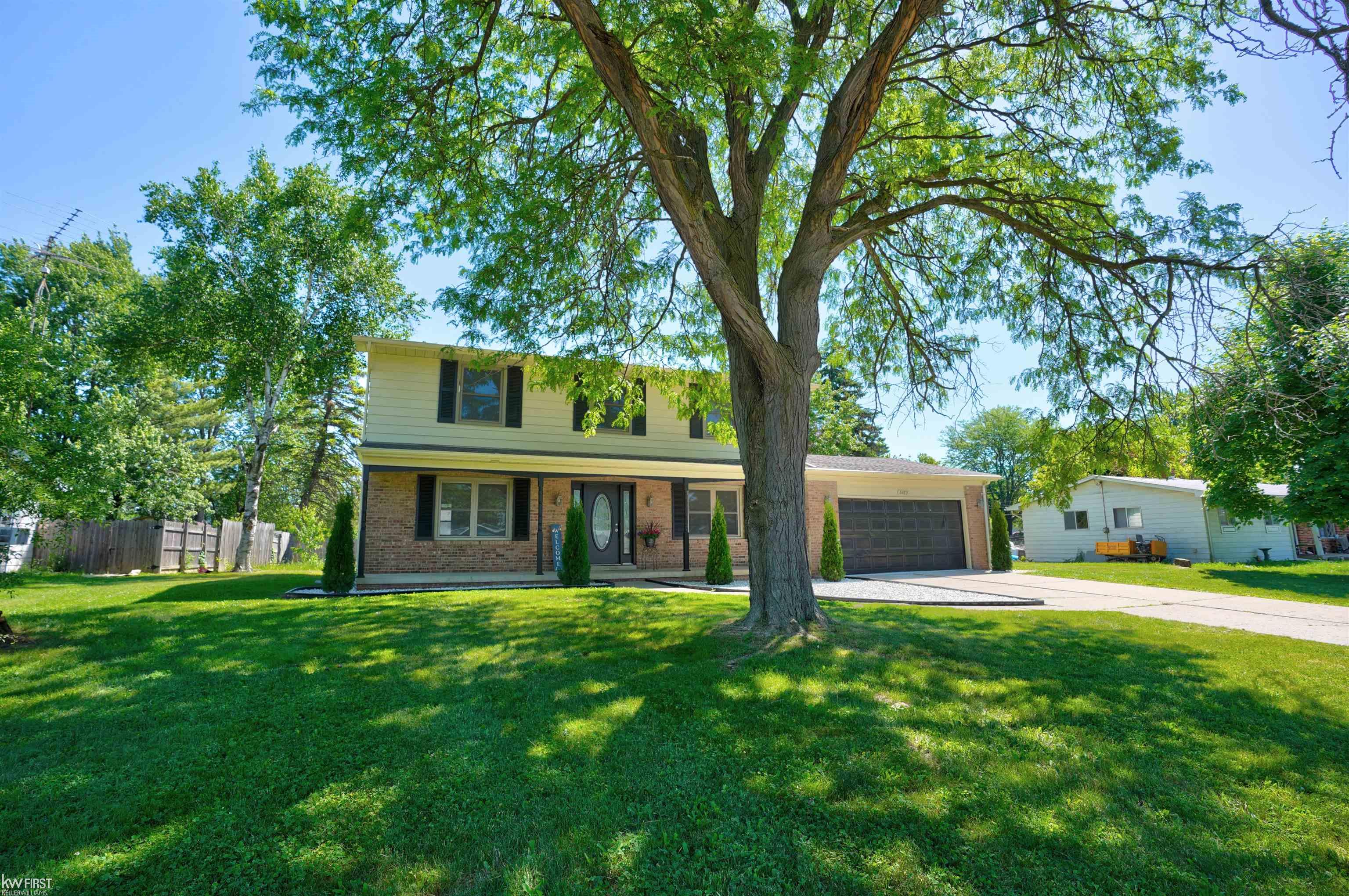 3183 Bridle Path Flint, MI 48507 - Photo 7 of 79