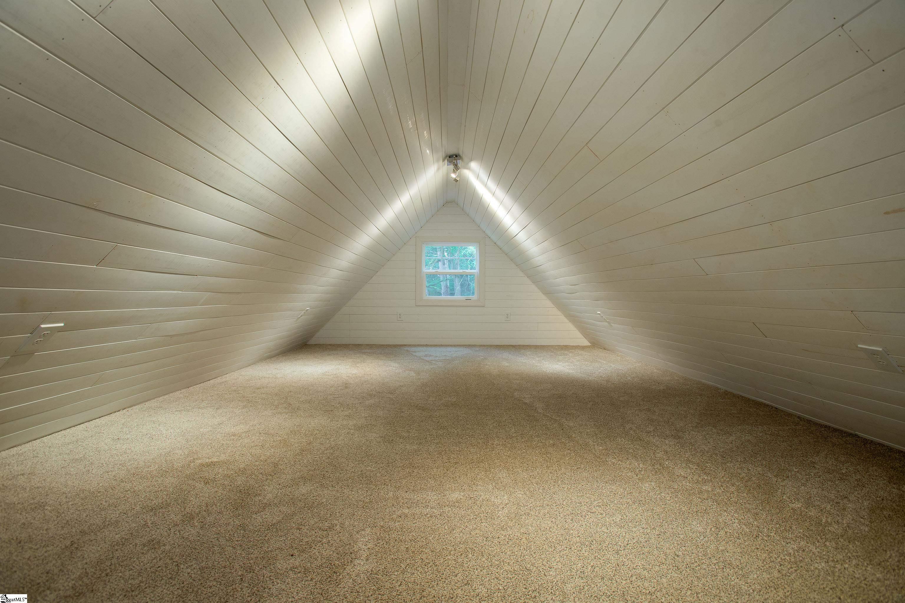 492 Edgewater Road Woodruff, SC 29388 - Photo 15 of 40