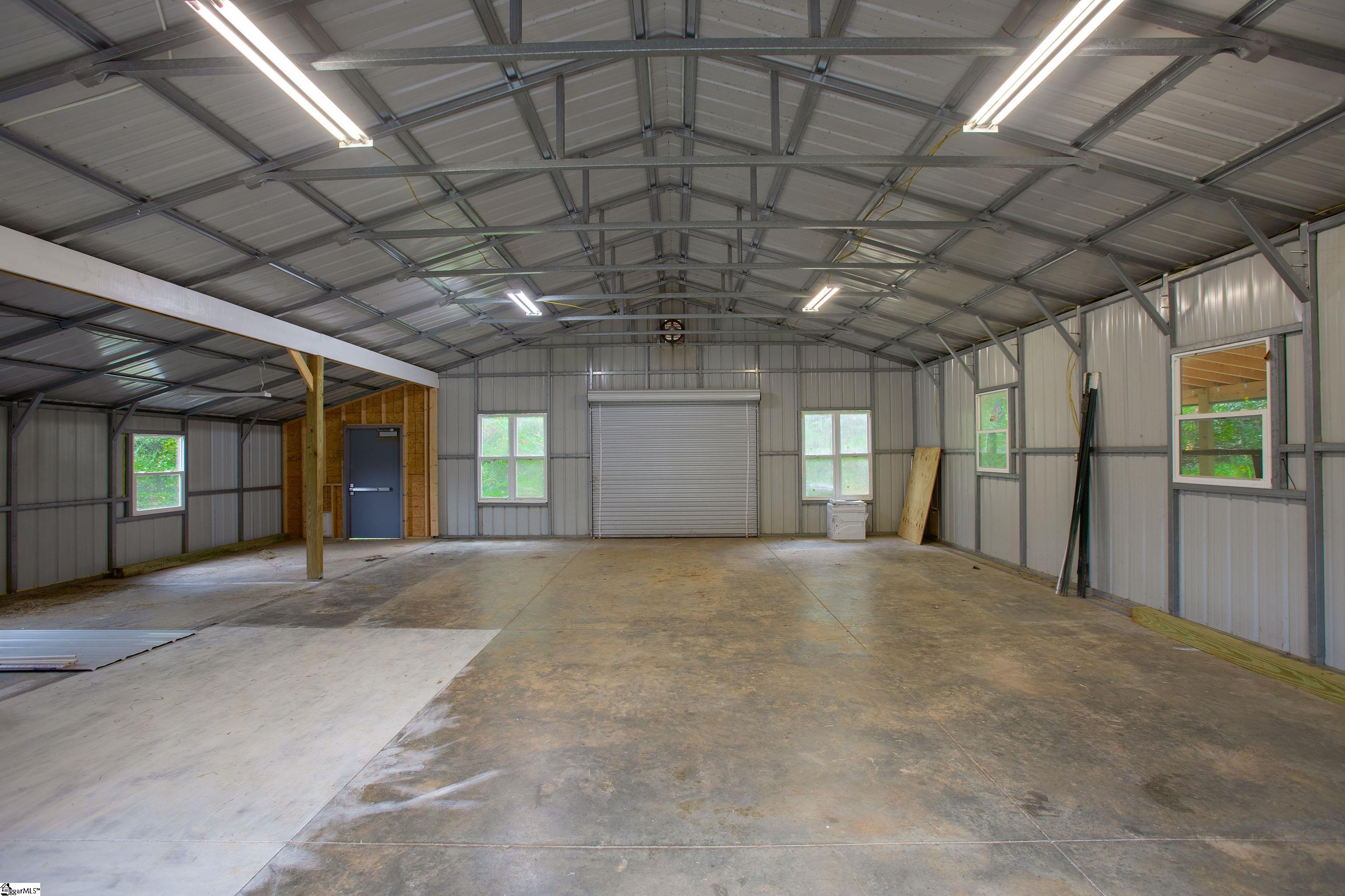 492 Edgewater Road Woodruff, SC 29388 - Photo 20 of 40