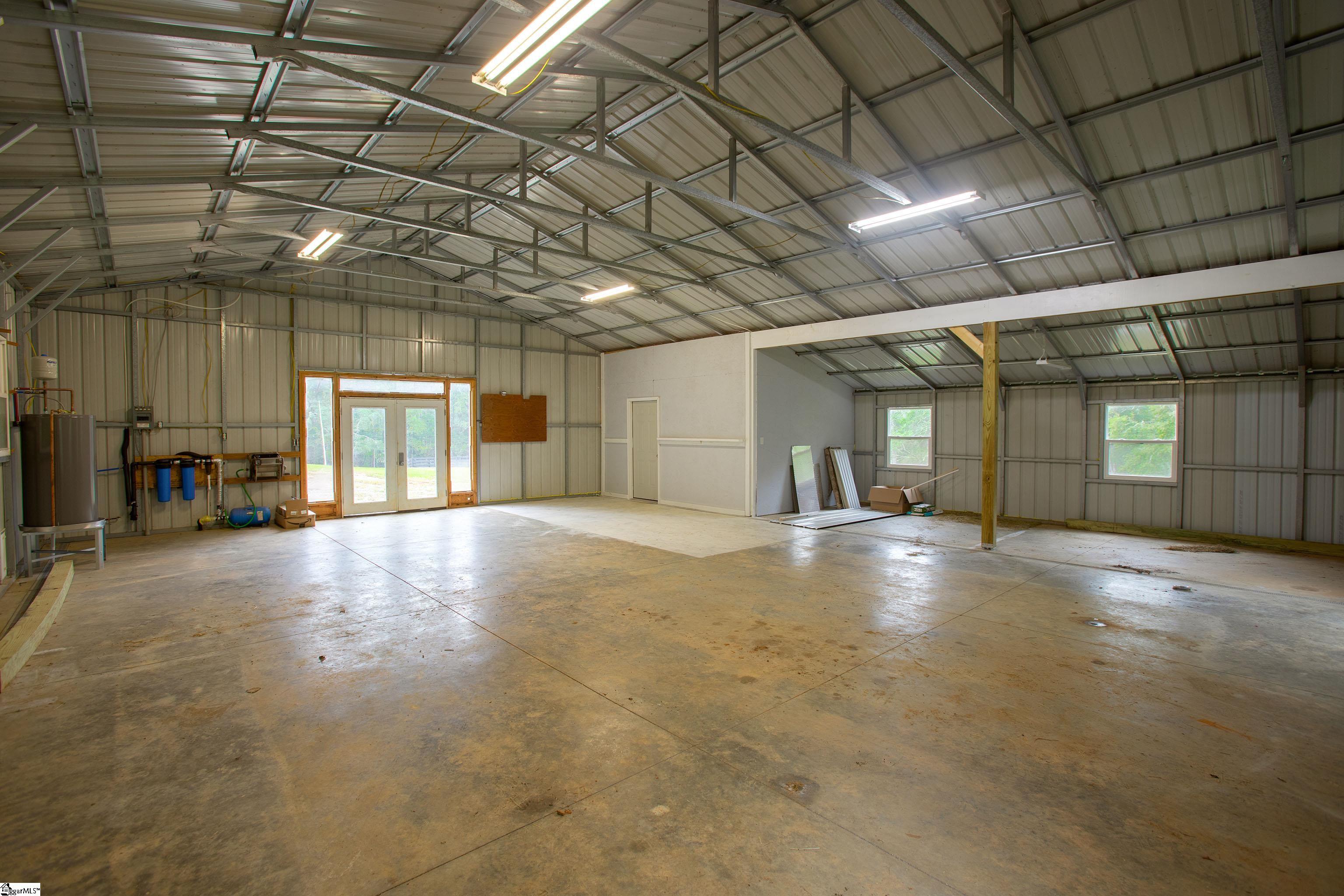 492 Edgewater Road Woodruff, SC 29388 - Photo 21 of 40