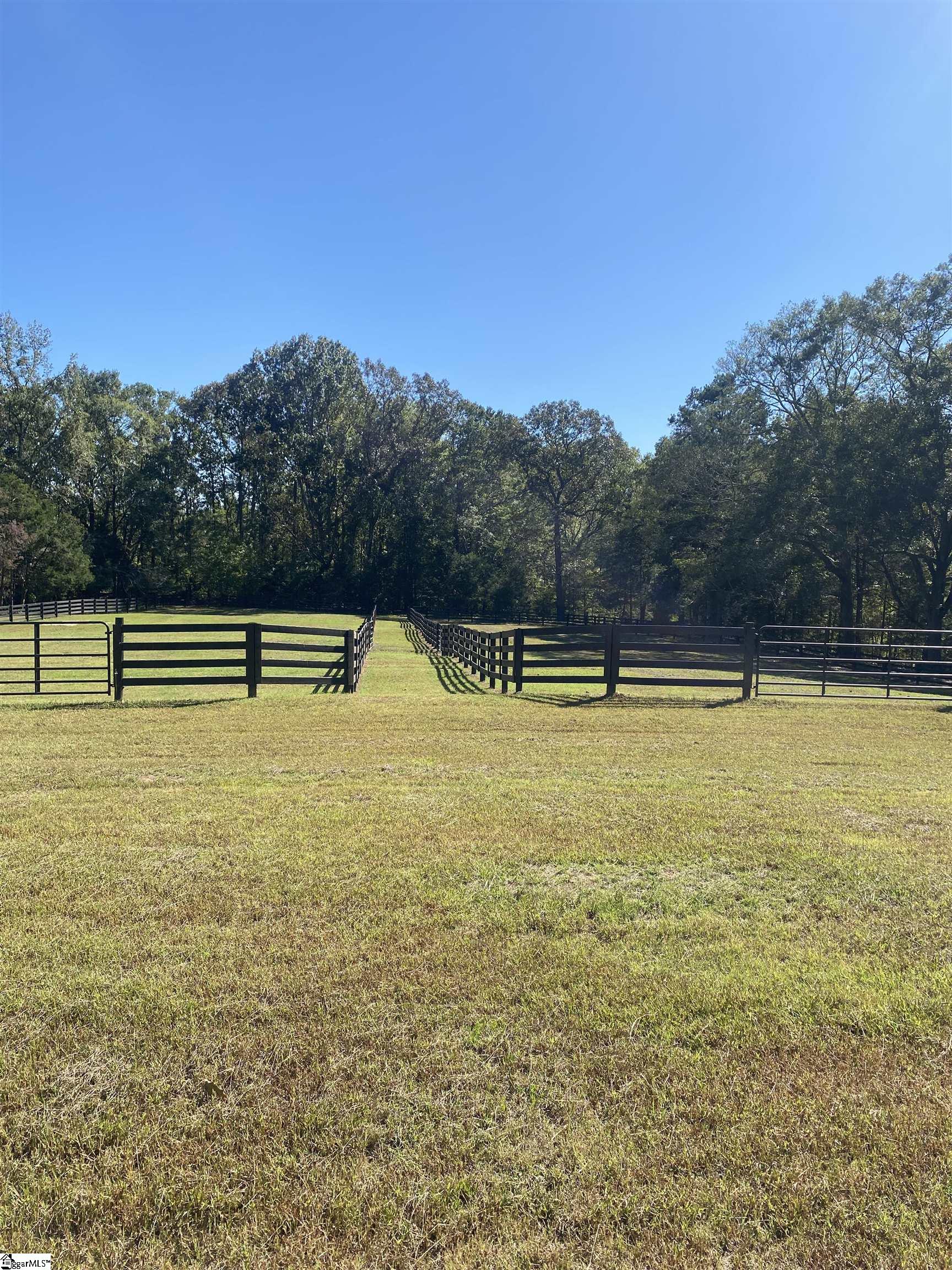 492 Edgewater Road Woodruff, SC 29388 - Photo 25 of 40