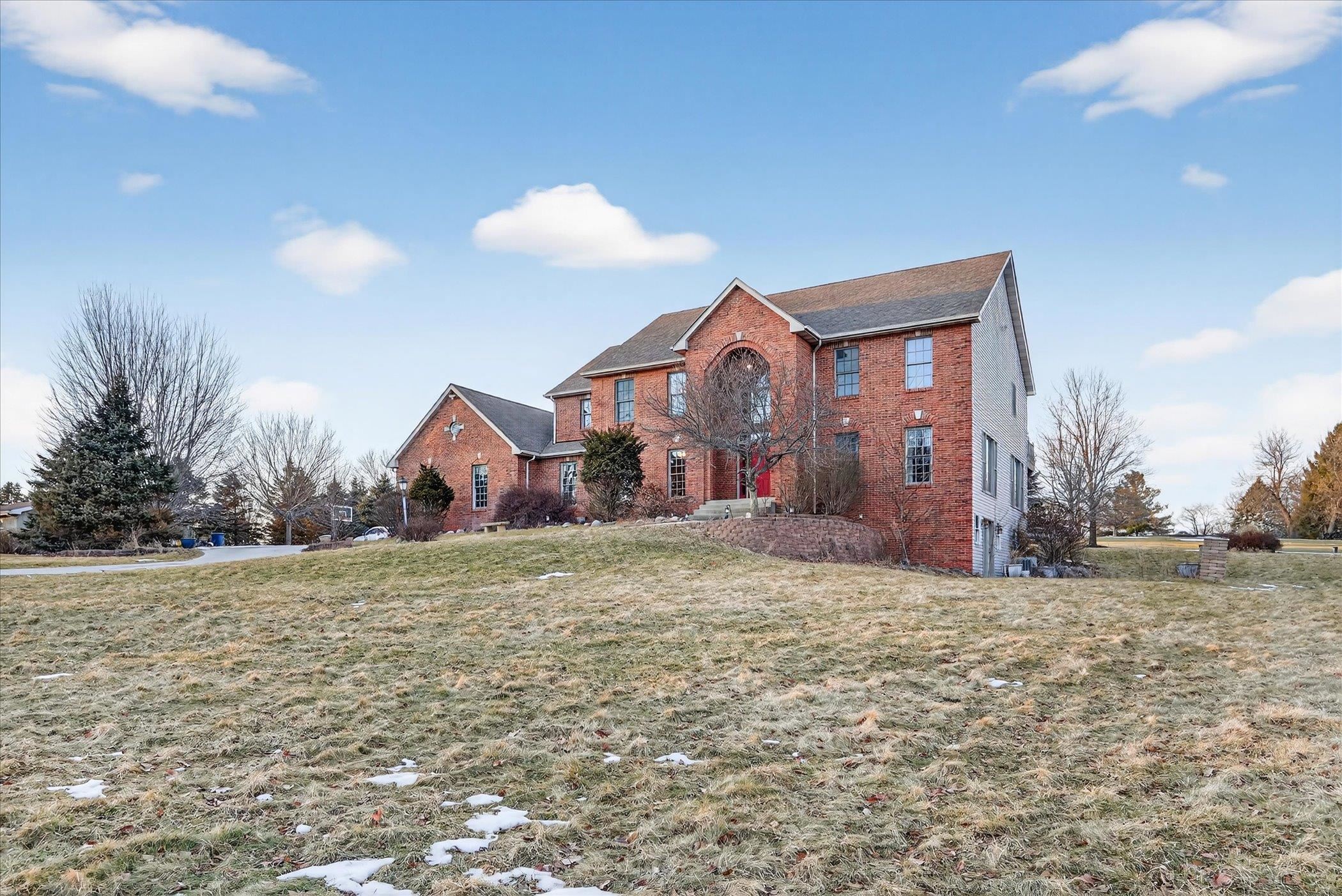 8306 East Crockett Road Roscoe, IL 61073 - Photo 6 of 61