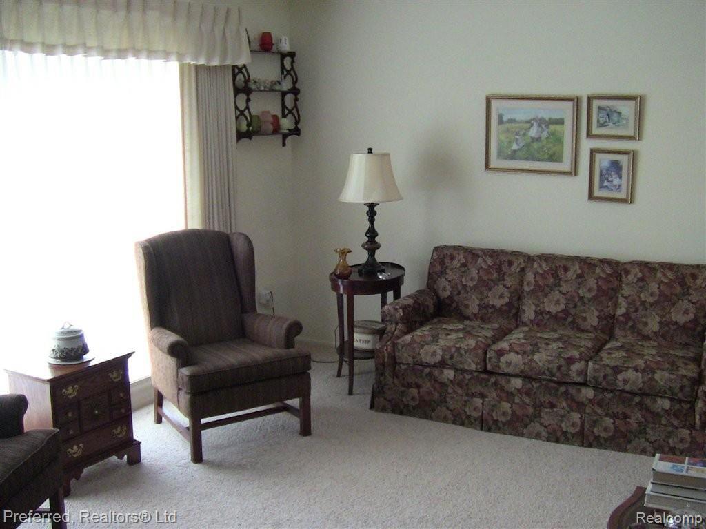 17844 Levan Road Livonia, MI 48152 - Photo 11 of 23 Living Room w/ Large Window