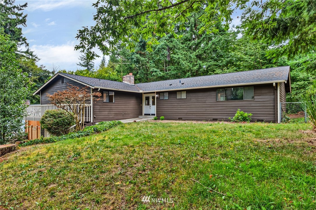 14503 178th Avenue Southeast Renton, WA 98059 - Photo 2 of 24