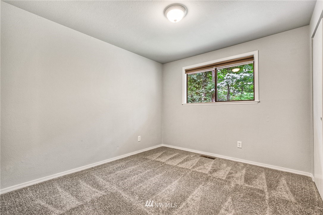 14503 178th Avenue Southeast Renton, WA 98059 - Photo 16 of 24