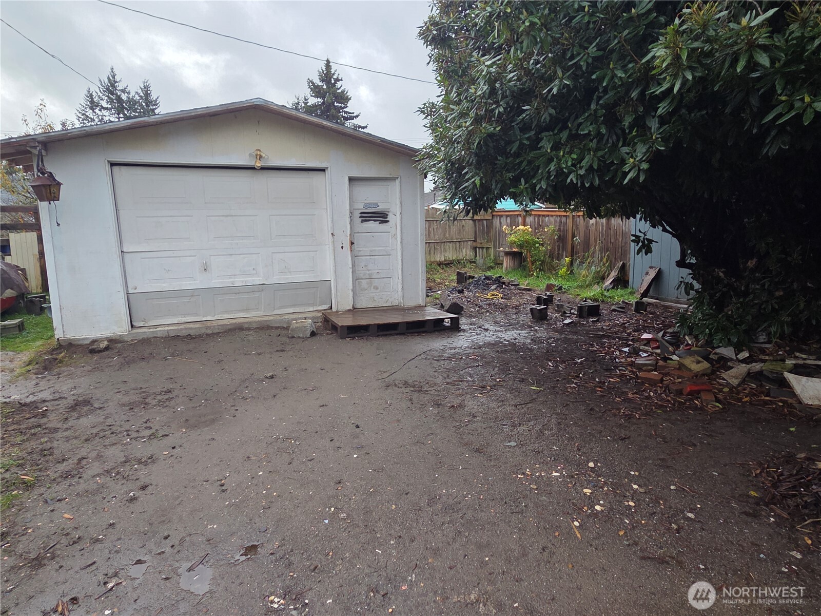 0 East Orange Avenue Burlington, WA 98233 - Photo 5 of 5 a view of a house with a yard and garage