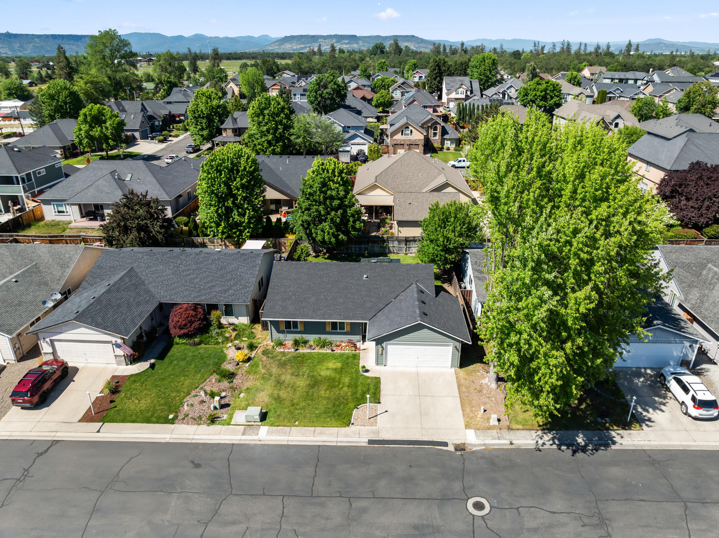 1935 Walnut Grove Lane Central Point, OR 97502 - Photo 31 of 46 31_1935-walnut-grove-ln-drone-04