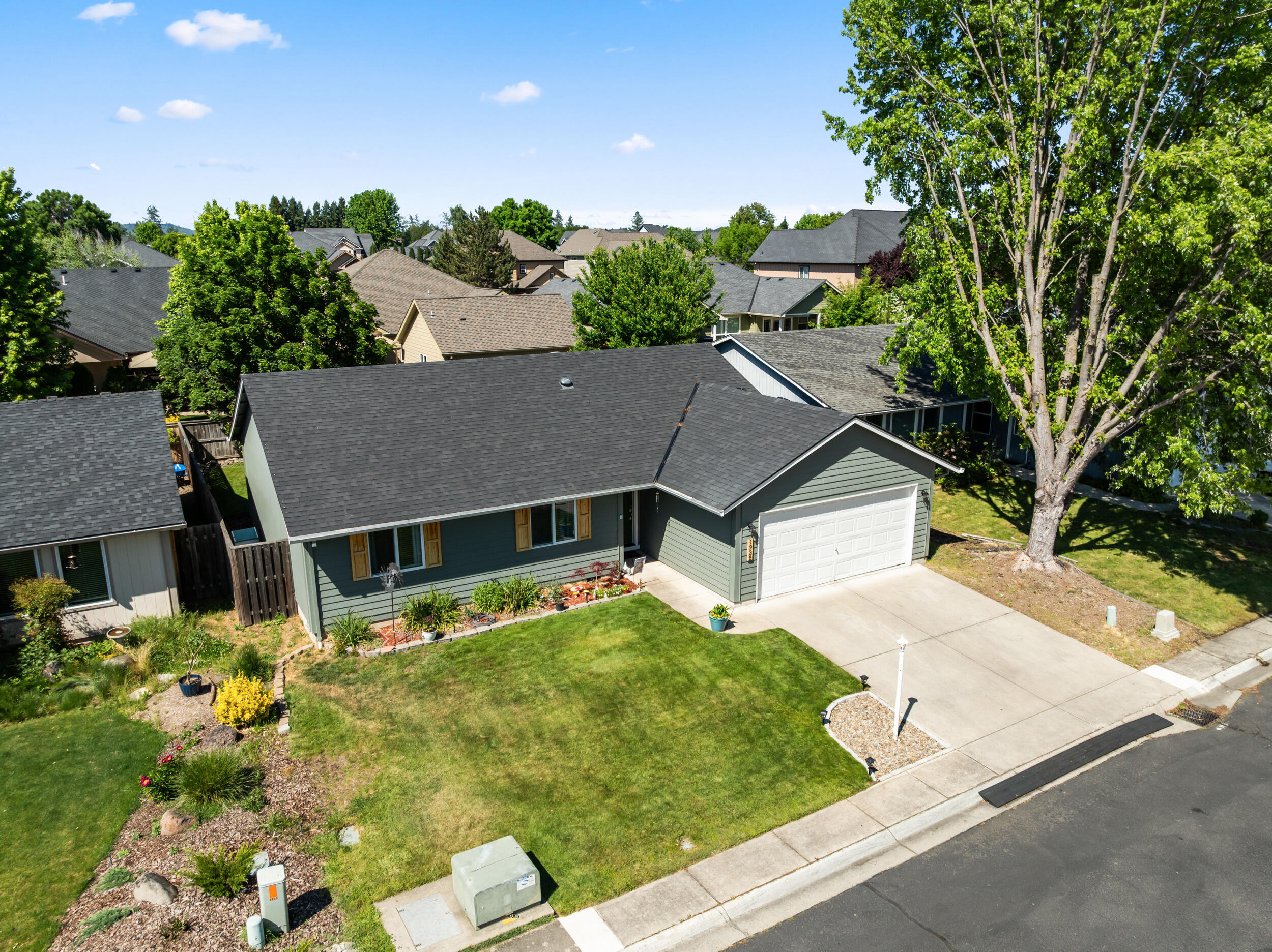 1935 Walnut Grove Lane Central Point, OR 97502 - Photo 34 of 46 34_1935-walnut-grove-ln-drone-07