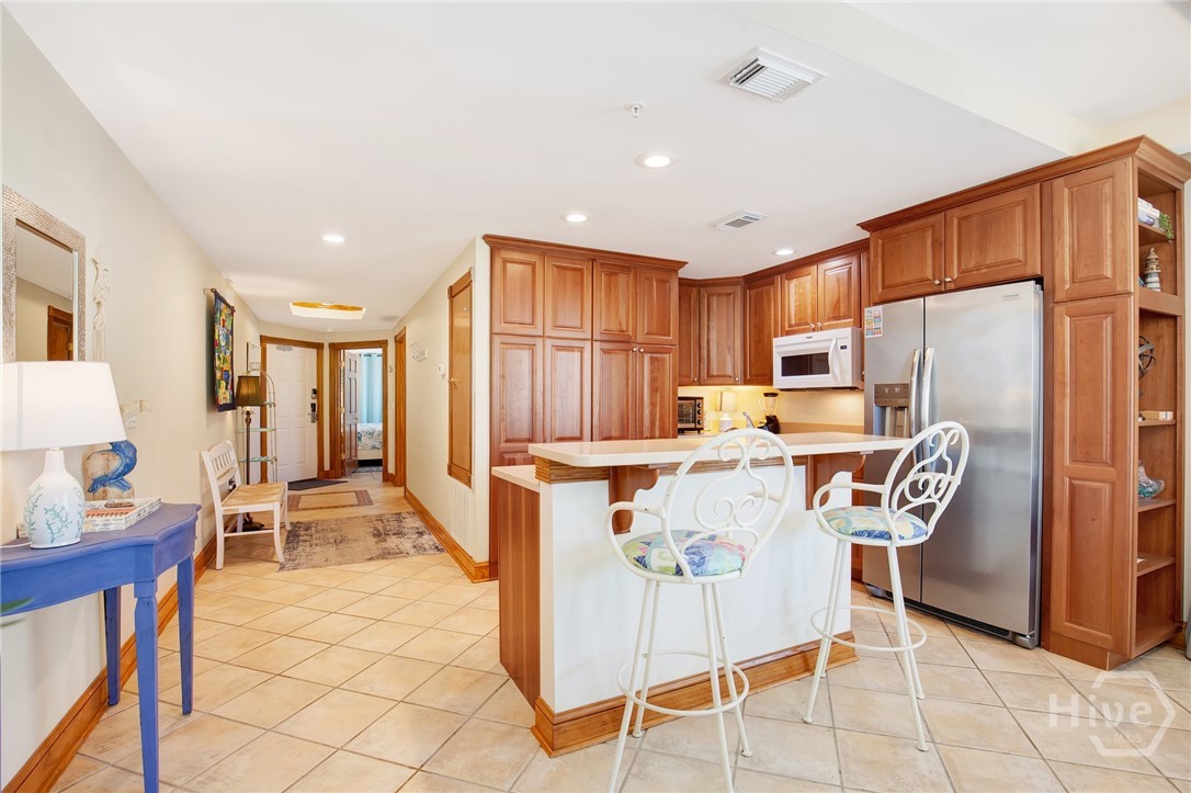 404 Butler Avenue, Unit 311 Tybee Island, GA 31328 - Photo 14 of 37