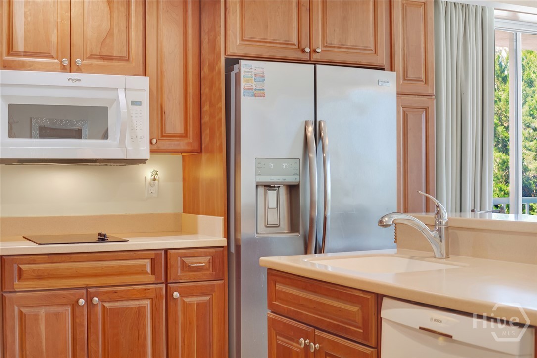 404 Butler Avenue, Unit 311 Tybee Island, GA 31328 - Photo 17 of 37