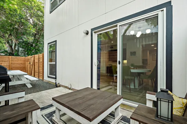 $2,600 | 1206 Hollow Creek Drive, Unit 3, Austin, TX 78704