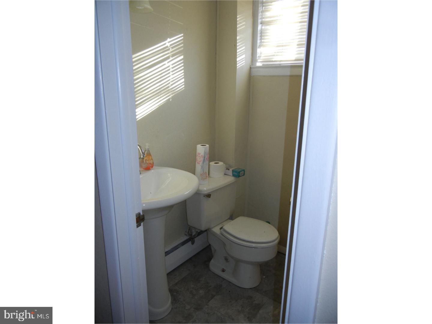 323 Parham Road Springfield, PA 19064 - Photo 14 of 19