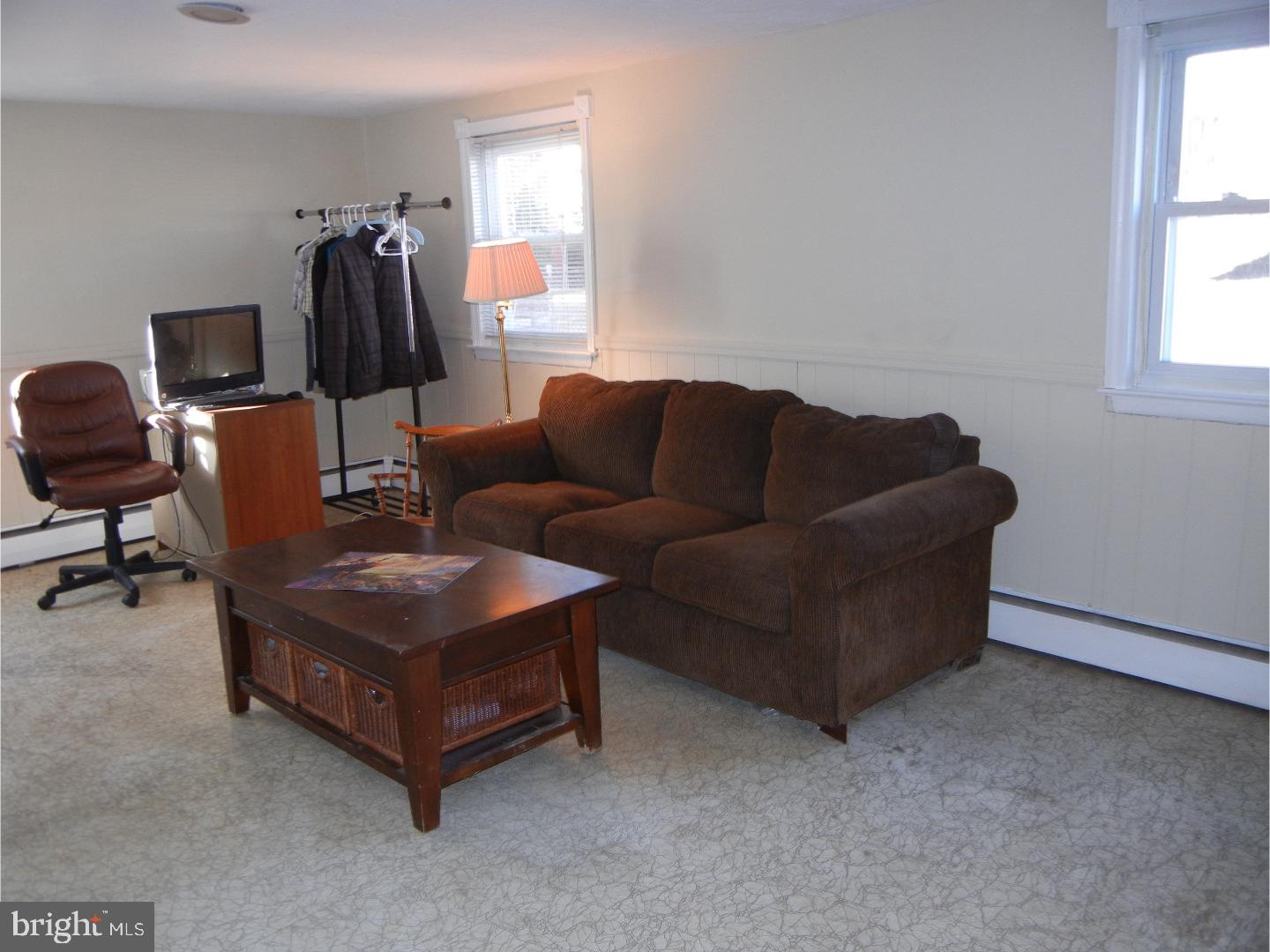 323 Parham Road Springfield, PA 19064 - Photo 10 of 19