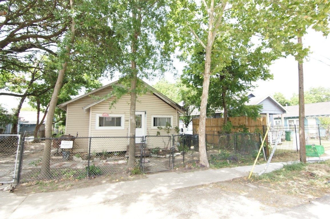 1265 Morris Street Houston, TX 77009 - Photo 18 of 21