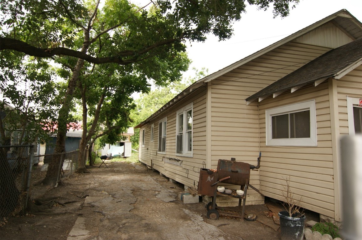 1265 Morris Street Houston, TX 77009 - Photo 4 of 21