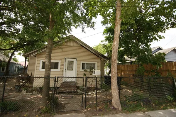 $215,000 | 1265 Morris Street, Houston, TX 77009
