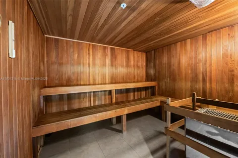 $2,995,000 | 90 Southwest 3rd Street, Unit PH15, Miami, FL 33130