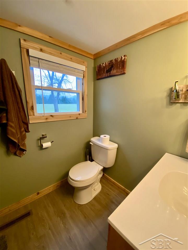 3143 South Poseyville Road Midland, MI 48640 - Photo 9 of 27