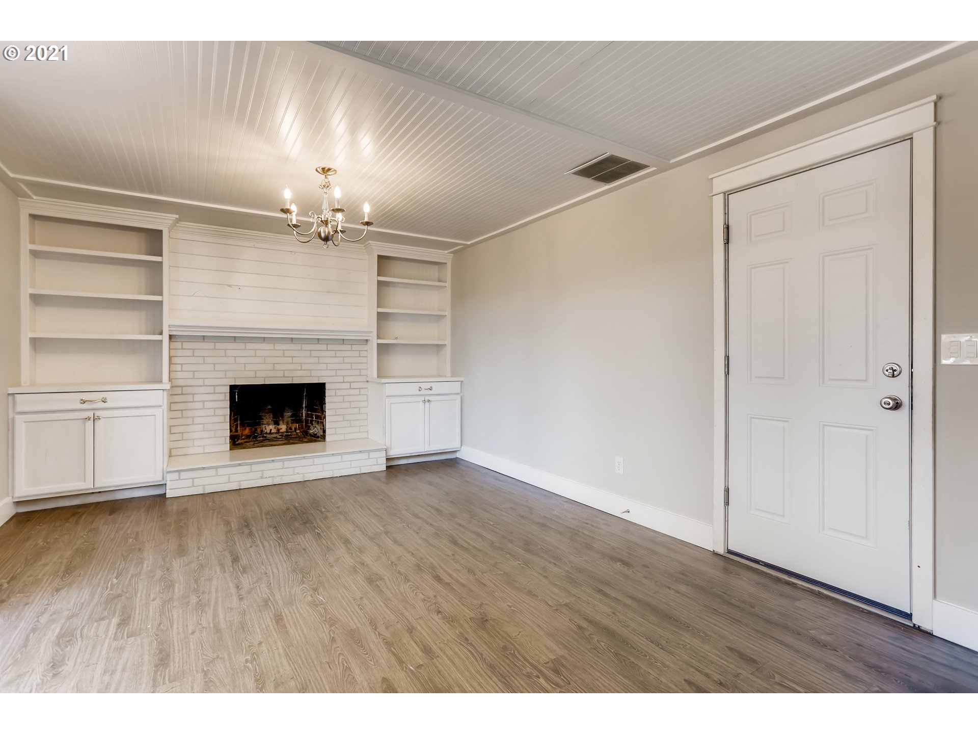 7848 Southwest 166th Place Beaverton, OR 97007 - Photo 17 of 32 Gallery Image 17